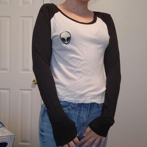 Super Soft B&W Long Sleeve with Alien Face Patch